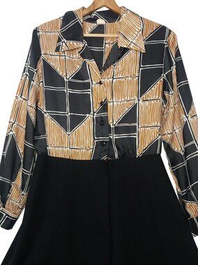 Vintage 1970s Dress Size 6 Wool Polyester Black Brown Button Collared Secretary